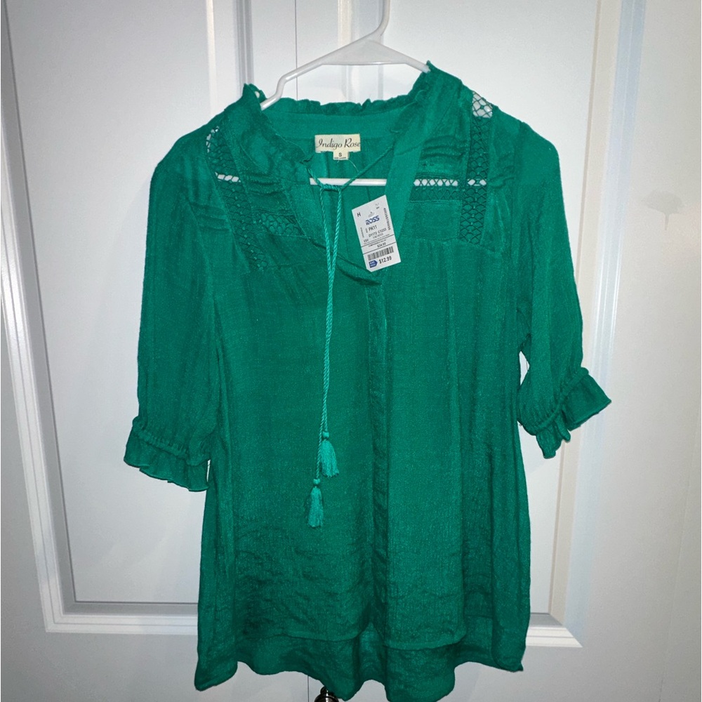 NWT - Indigo Rose, Size small.